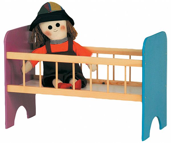 מיטת בובה גדולה